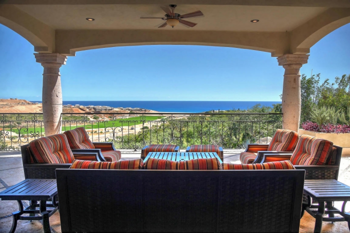 luxury homes cabo